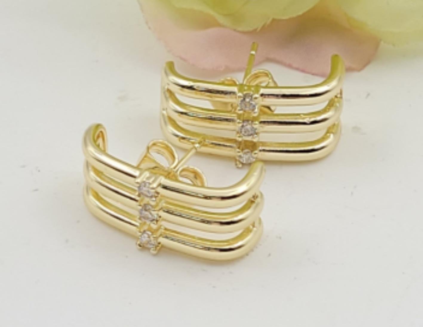 Arete Latón Oro 18K HBQE06005829