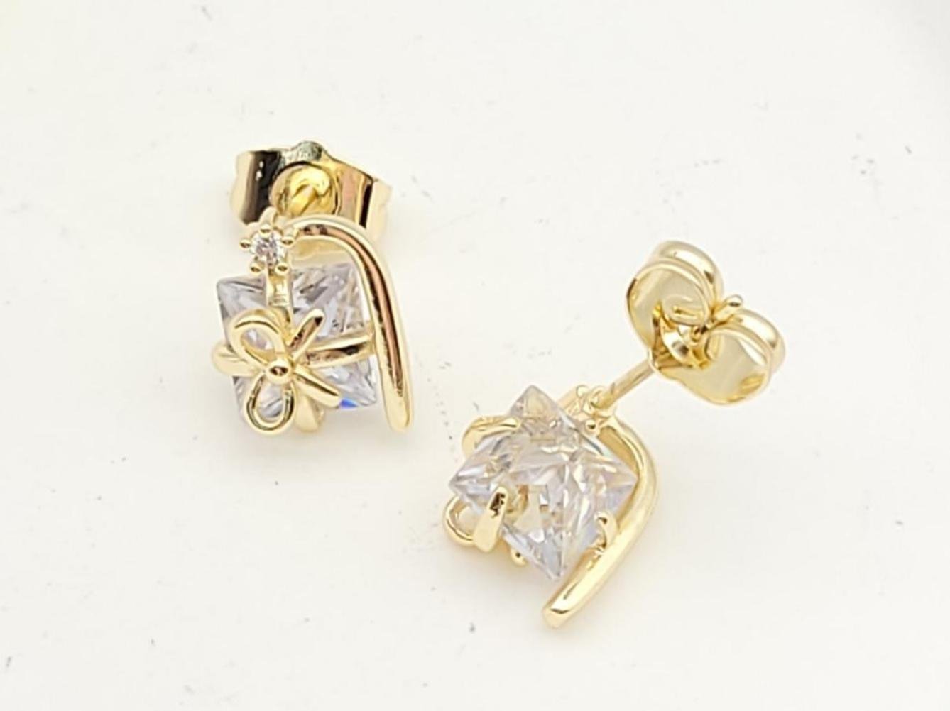 Arete Latón Oro 18K HME05006689