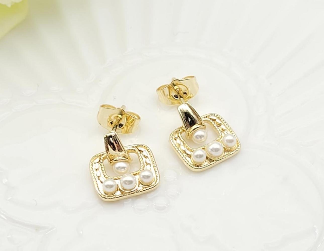 Arete Latón Oro 18K HME07004433