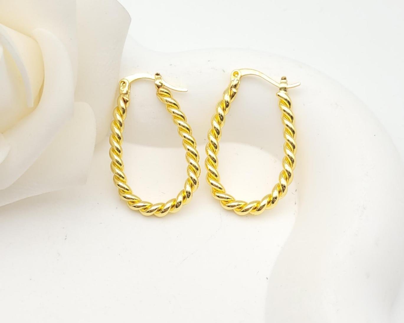 Arete Latón Oro 18K HQHE08003372