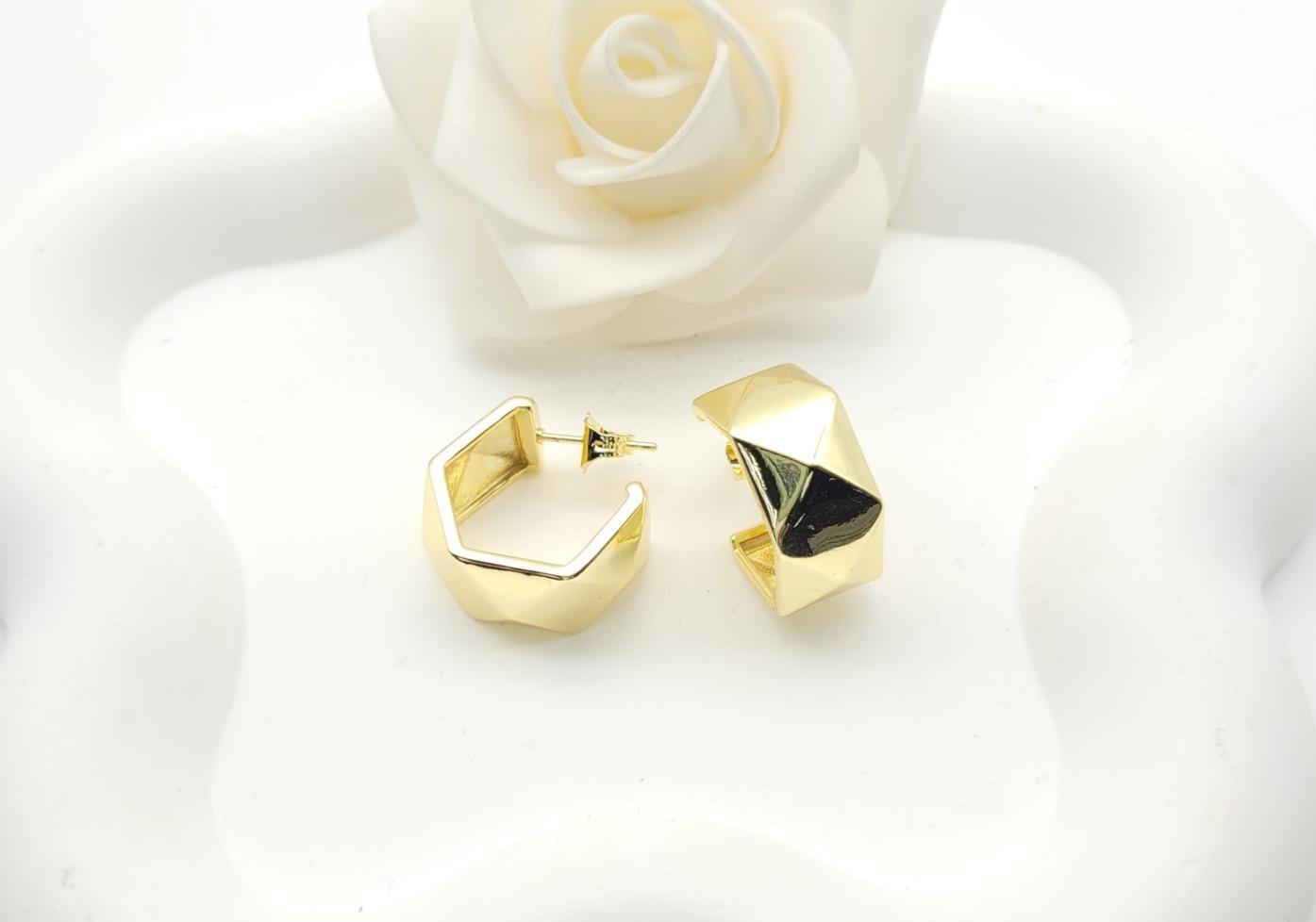 Arete Latón Oro 18K HQHE08503412