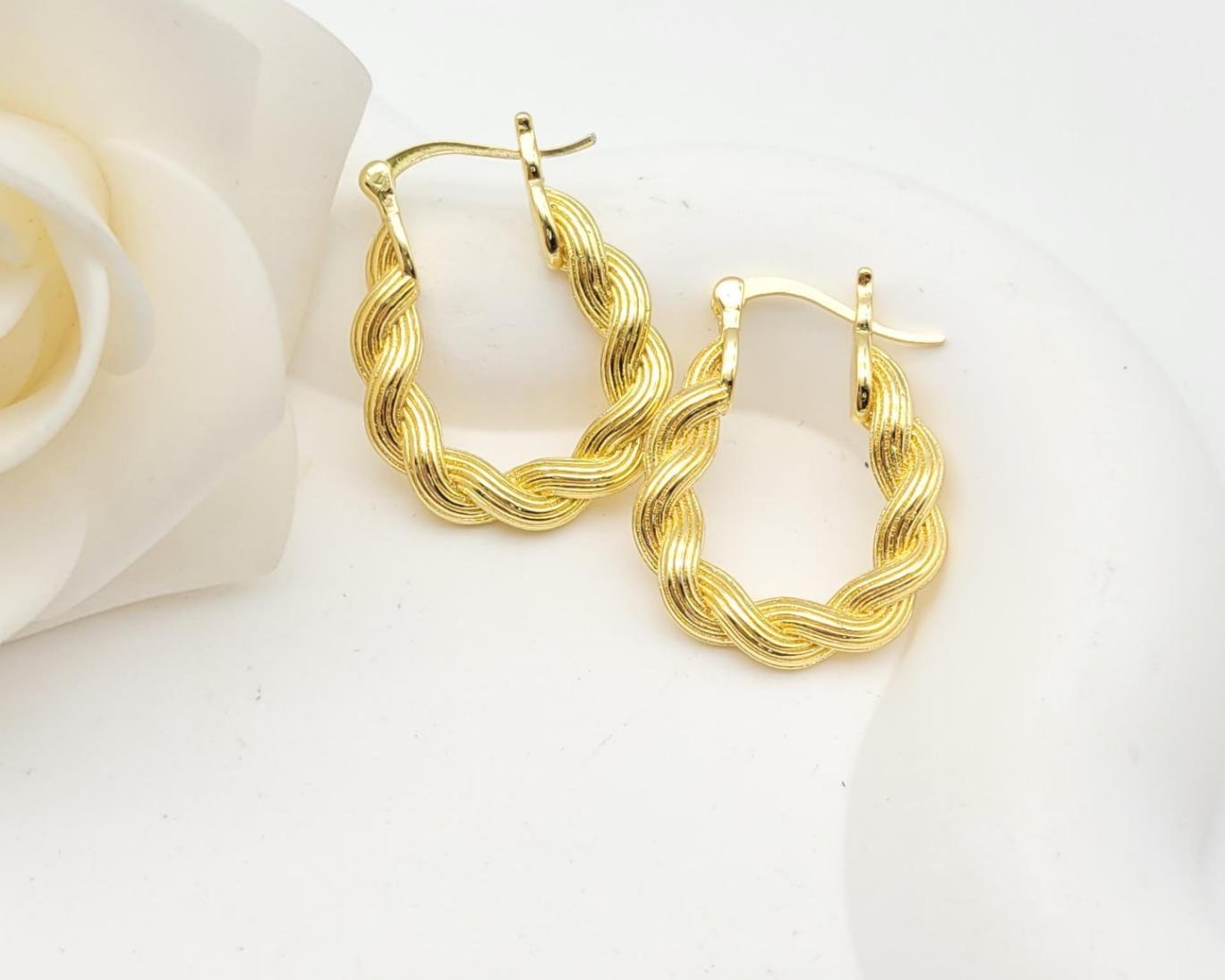 Arete Latón Oro 18K HQHE10003356