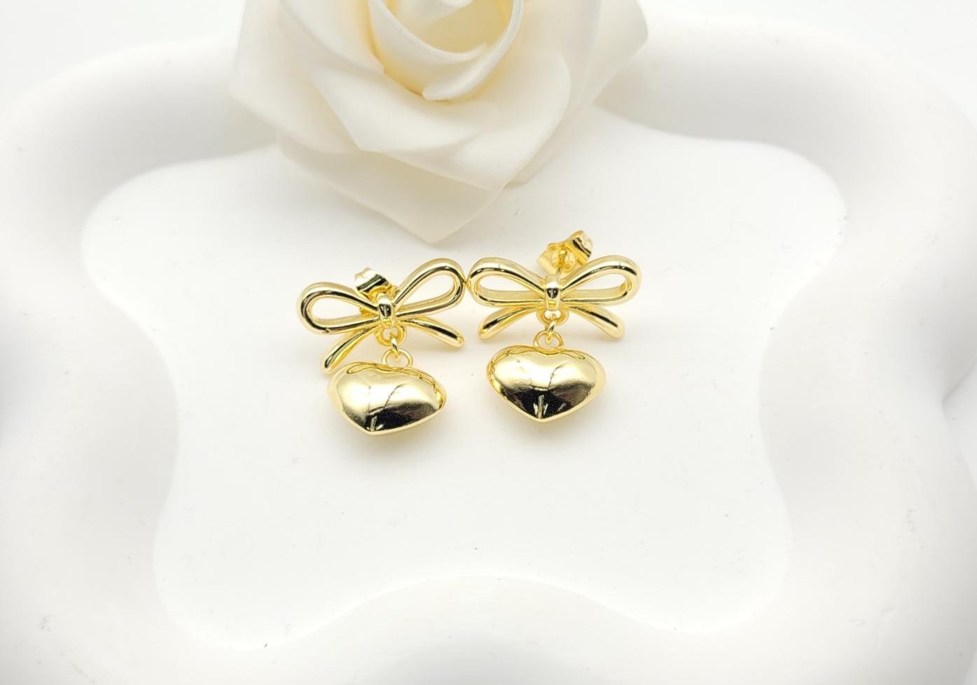 Arete Latón Oro 18K HQHE10003429