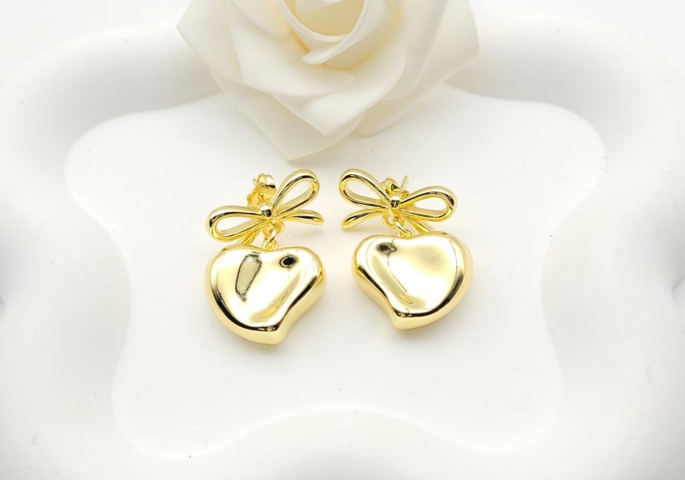 Arete Latón Oro 18K HQHE10003441