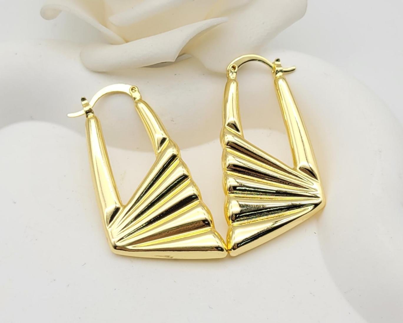 Arete Latón Oro 18K HQHE11003337