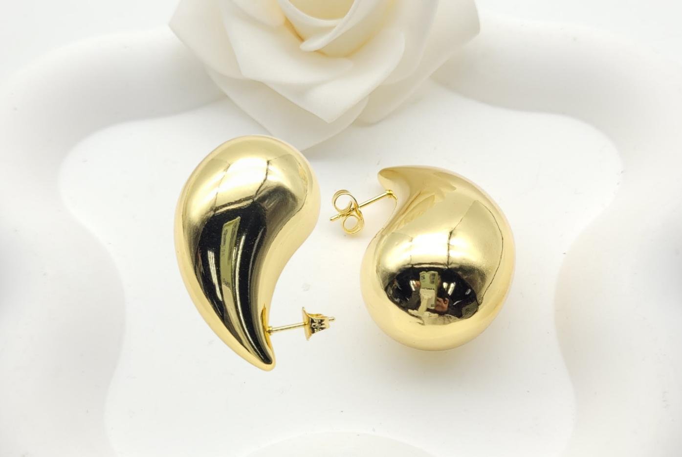 Arete Latón Oro 18K HQHE14003376