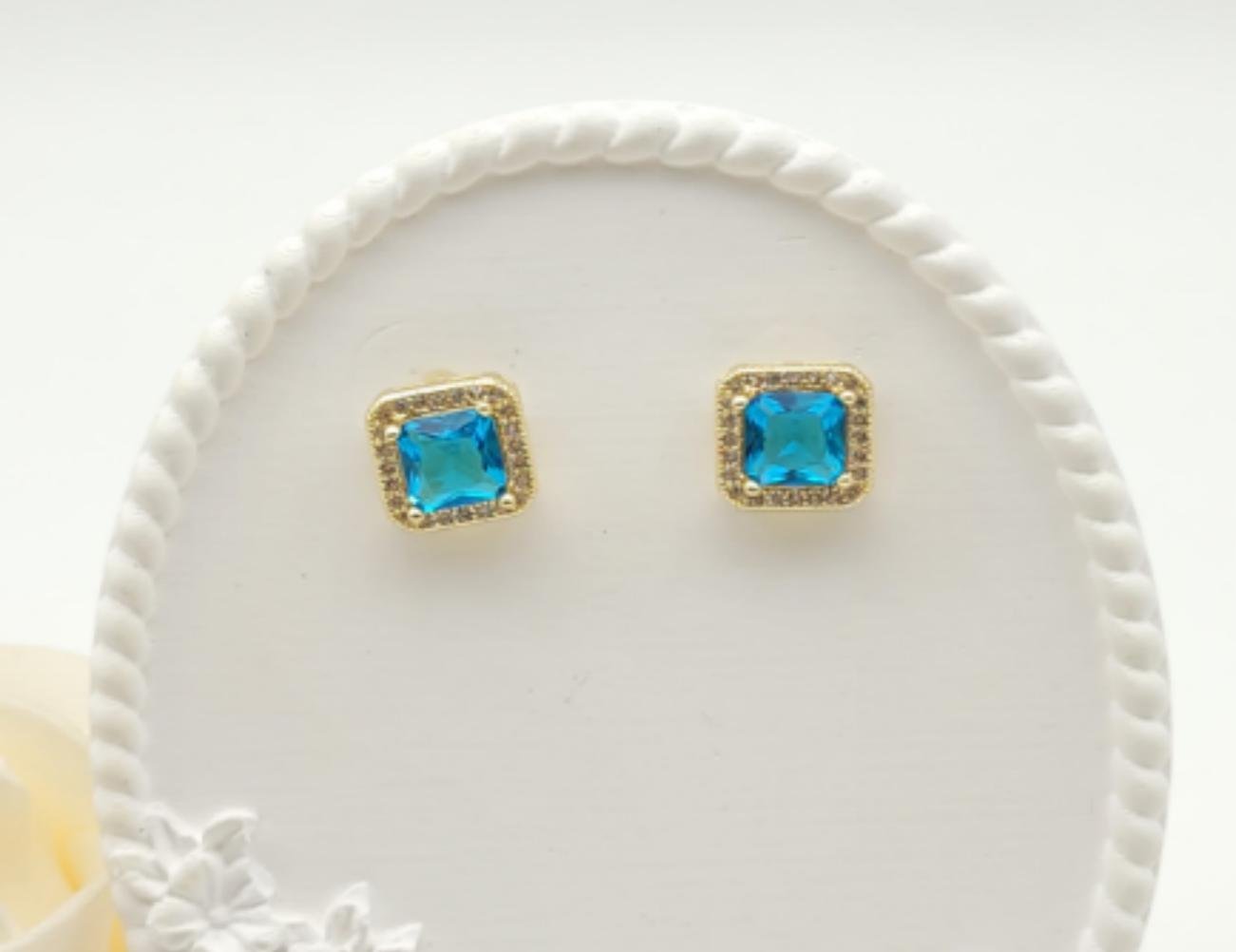 Arete Latón Oro 18K HRE08504635