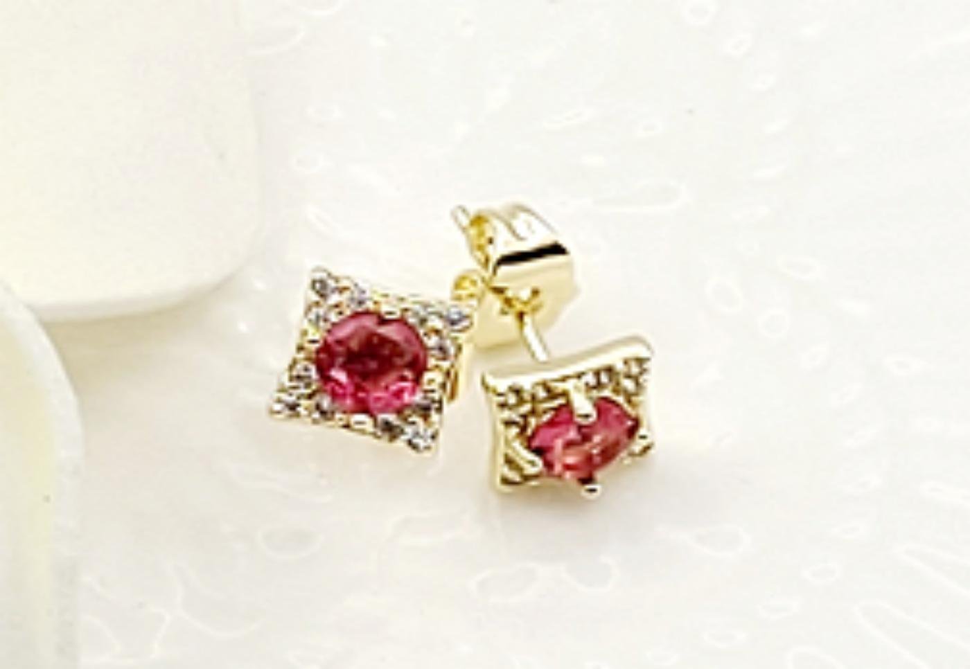 Arete Latón Oro 18K HZE06505641