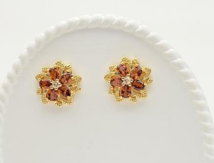 Arete Huggie Baño de Oro 18K