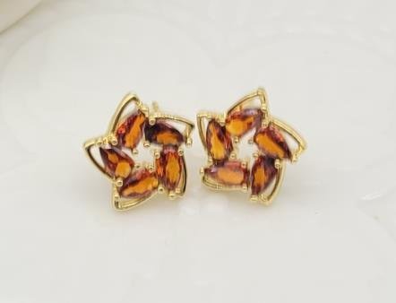 Arete Huggie Baño de Oro 18K
