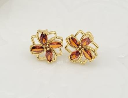 Arete Huggie Baño de Oro 18K