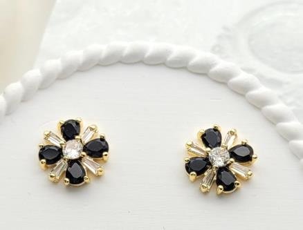 Arete Huggie Baño de Oro 18K