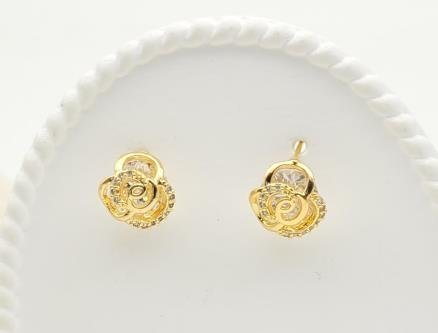 Arete Huggie Baño de Oro 18K