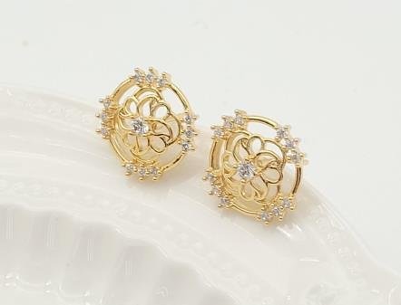 Arete Huggie Baño de Oro 18K