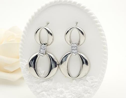 Arete Huggie Baño de Oro 18K
