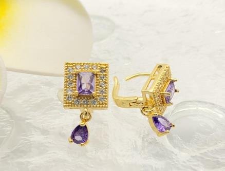 Arete Huggie Baño de Oro 18K