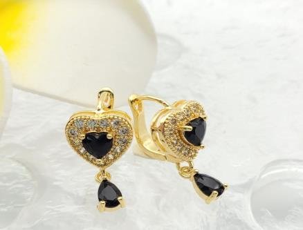 Arete Huggie Baño de Oro 18K