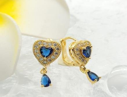 Arete Huggie Baño de Oro 18K