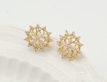 Arete Huggie Baño de Oro 18K