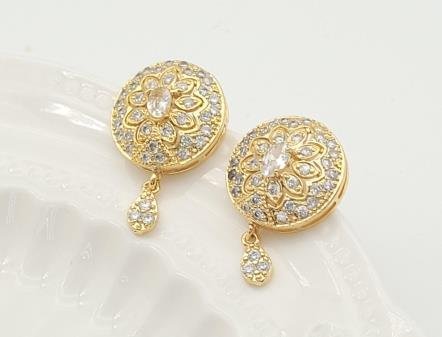 Arete Huggie Baño de Oro 18K