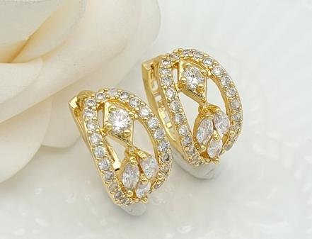 Arete Huggie Baño de Oro 18K
