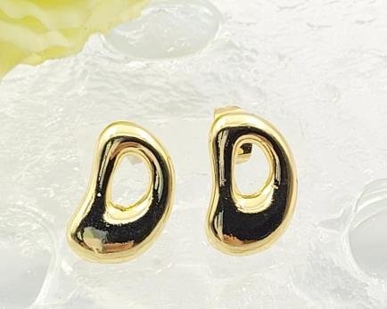 Arete Huggie Baño de Oro 18K