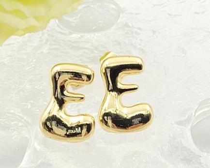 Arete Huggie Baño de Oro 18K