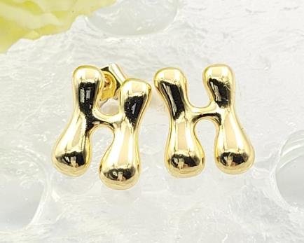 Arete Huggie Baño de Oro 18K