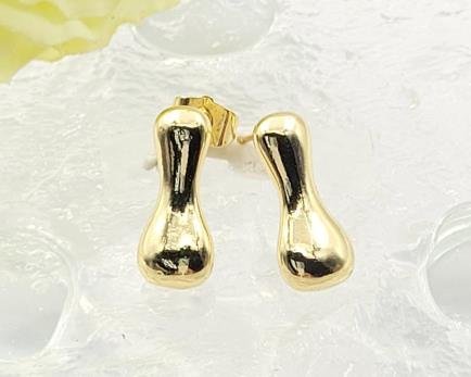 Arete Huggie Baño de Oro 18K