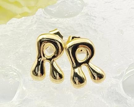 Arete Huggie Baño de Oro 18K