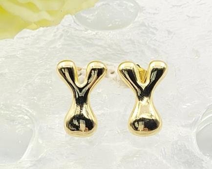 Arete Huggie Baño de Oro 18K