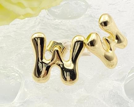 Arete Huggie Baño de Oro 18K