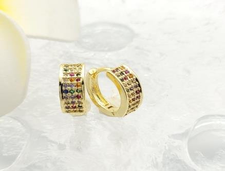 Arete Huggie Baño de Oro 18K