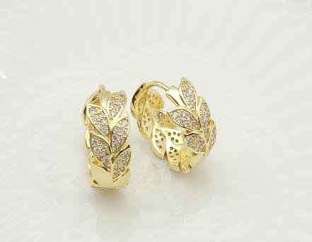 Arete Huggie Baño de Oro 18K