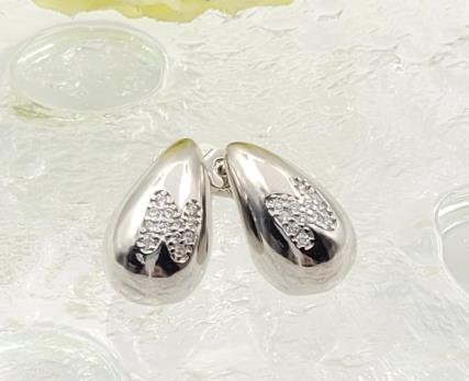 Arete Huggie Baño de Rodio