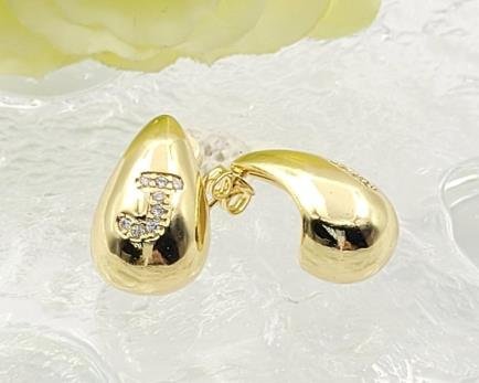 Arete Huggie Baño de Oro 18K