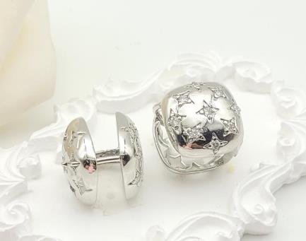 Arete Huggie Baño de Rodio