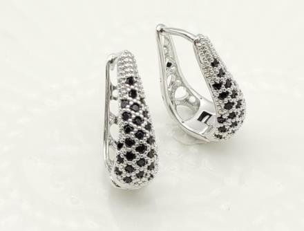 Arete Huggie Baño de Rodio