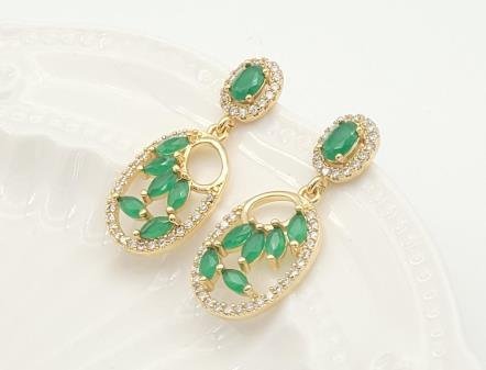 Arete Huggie Baño de Oro 18K