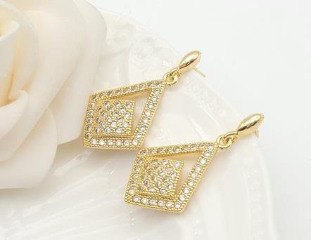 Arete Huggie Baño de Rodio