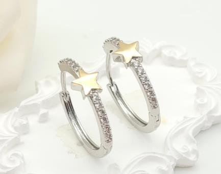 Arete Huggie Baño de Rodio