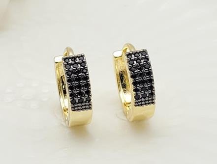 Arete Huggie Baño de Oro 18K