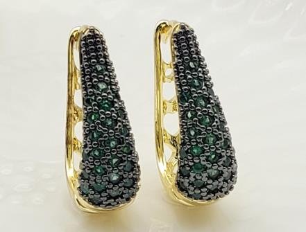 Arete Huggie Baño de Oro 18K