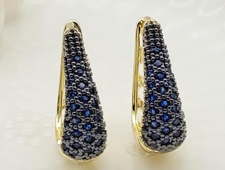 Arete Huggie Baño de Oro 18K