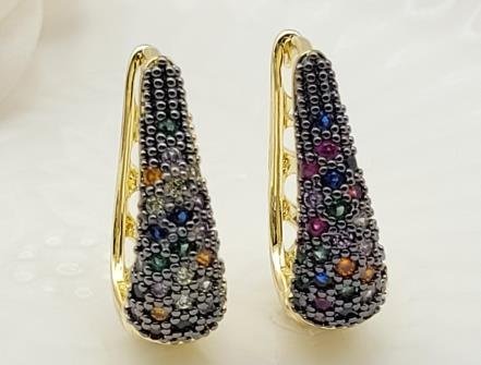 Arete Huggie Baño de Oro 18K