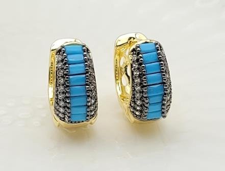 Arete Huggie Baño de Oro 18K