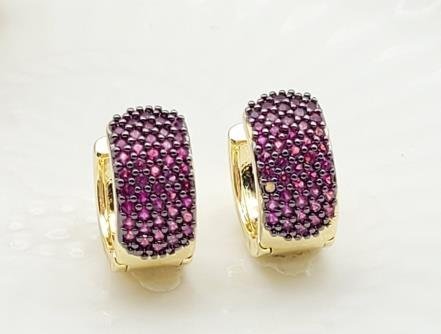 Arete Huggie Baño de Oro 18K