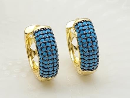 Arete Huggie Baño de Oro 18K