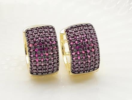 Arete Huggie Baño de Oro 18K