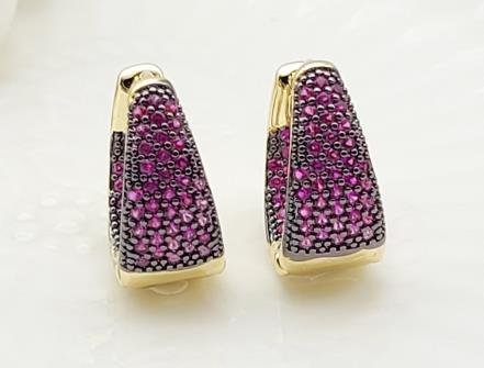 Arete Huggie Baño de Oro 18K